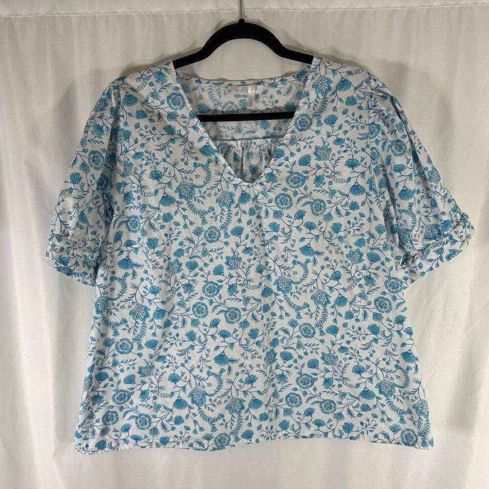 Draper James Blouse Women's XXL White Blue Floral Short Sleeve Vneck